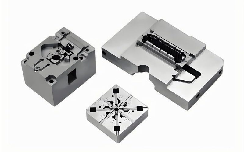 Plate type mold components including mold plates and backing plates